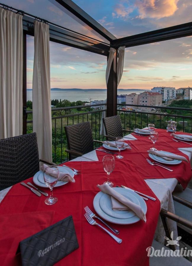 Adela Apartments - Beach Znjan Split Ngoại thất bức ảnh