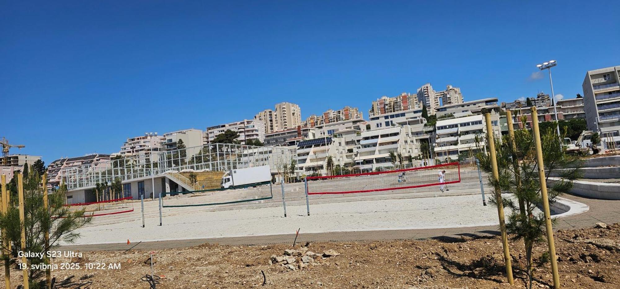 Adela Apartments - Beach Znjan Split Ngoại thất bức ảnh