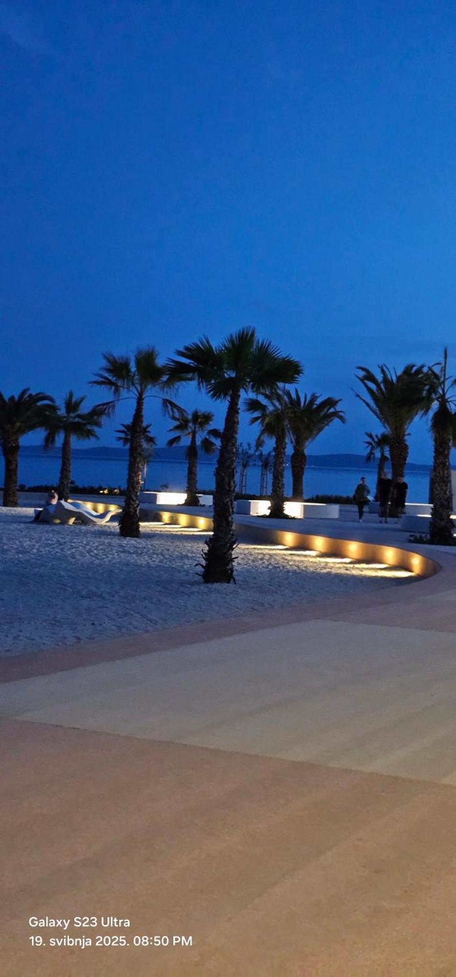 Adela Apartments - Beach Znjan Split Ngoại thất bức ảnh