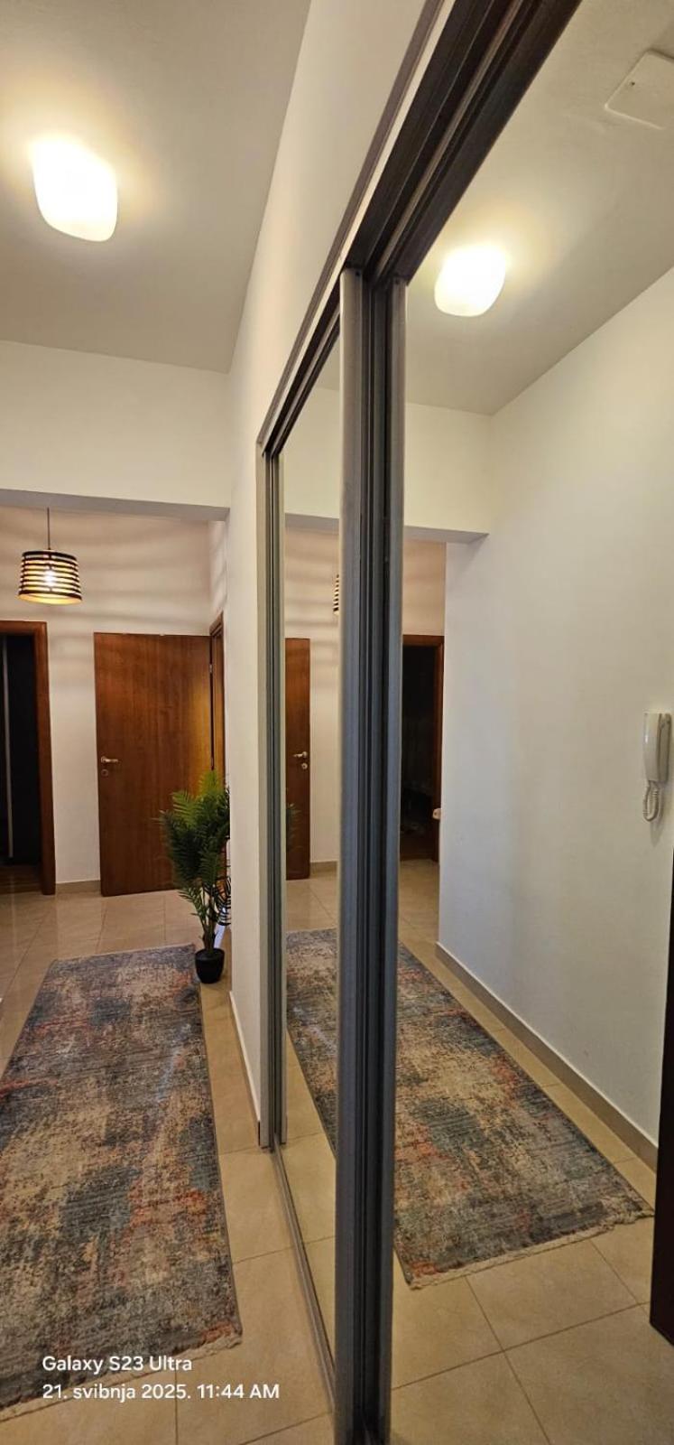 Adela Apartments - Beach Znjan Split Ngoại thất bức ảnh