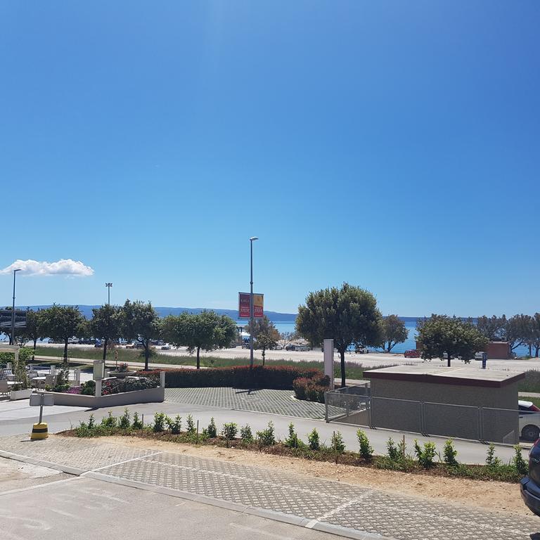 Adela Apartments - Beach Znjan Split Ngoại thất bức ảnh